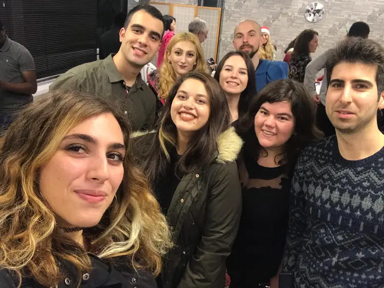Selfie Time Selfie çekti